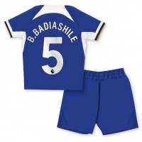 Chelsea Benoit Badiashile #5 Domaci Dres za djecu 2023-24 Kratak Rukav (+ Kratke hlače)